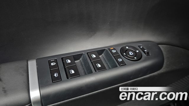 Hyundai Grandeur (GN7) 2,5 Gasoline 2WD Calligraphy 2023 — фото 20