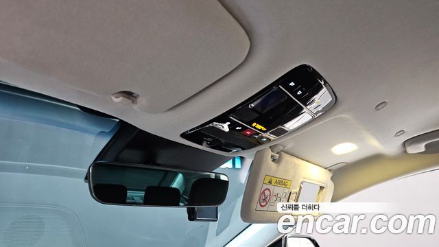 Hyundai Grandeur (GN7) 2,5 Gasoline 2WD Calligraphy 2023 — фото 33