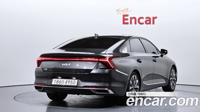 Kia K8 2.5 Gasoline 2WD Signature 2022 — фото 2