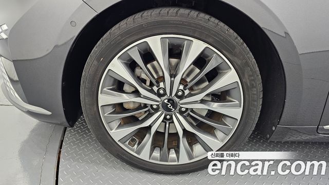 Kia K8 2.5 Gasoline 2WD Signature 2022 — фото 5