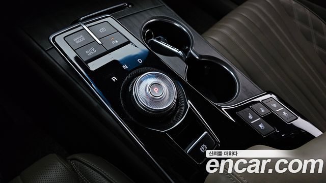 Kia K8 2.5 Gasoline 2WD Signature 2022 — фото 9