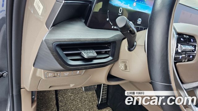 Kia K8 2.5 Gasoline 2WD Signature 2022 — фото 16