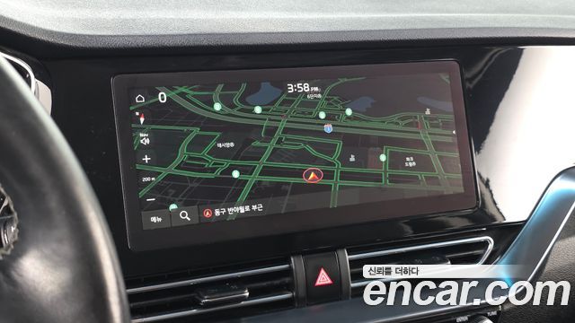 Kia Niro Plus Air 2023 — фото 13
