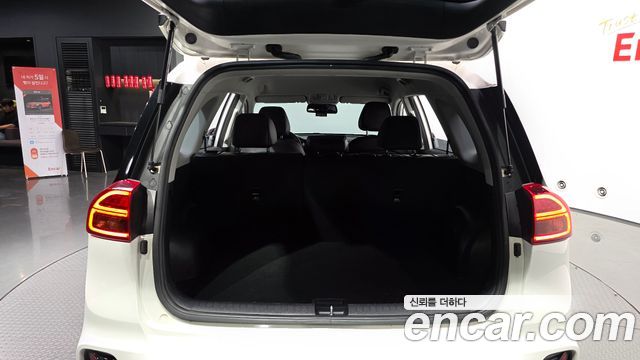 Kia Niro Plus Air 2023 — фото 31