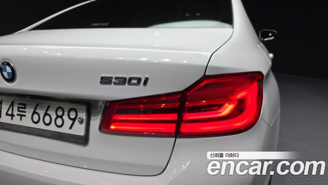 BMW 5 Series (G30) 530i Luxury Plus 2020 — фото 23
