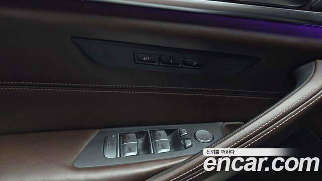 BMW 5 Series (G30) 530i Luxury Plus 2020 — фото 27