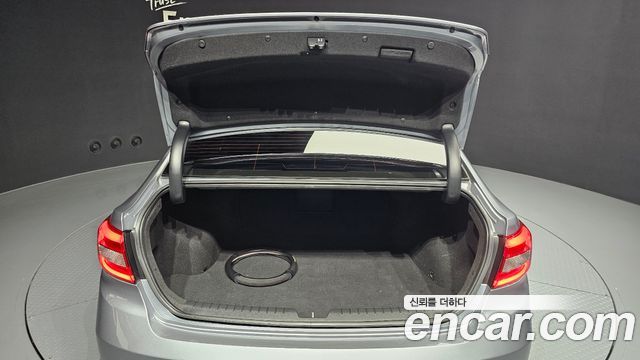Hyundai Sonata (LF) 2.0 Smart 2015 — фото 20