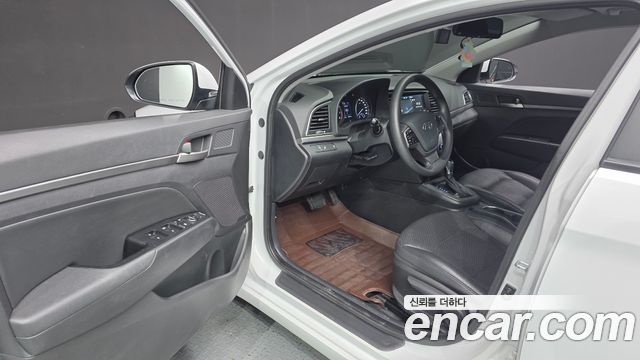 Hyundai Avante (AD) 1.6 GDI Value Plus 2018 — фото 10