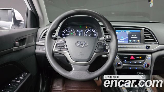 Hyundai Avante (AD) 1.6 GDI Value Plus 2018 — фото 15