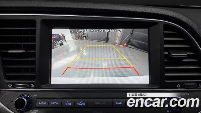 Hyundai Avante (AD) 1.6 GDI Value Plus 2018 — фото 16