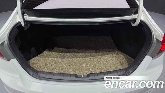 Hyundai Avante (AD) 1.6 GDI Value Plus 2018 — фото 18