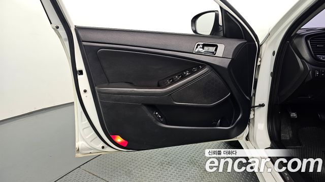Kia K5 LPI Prestige 2013 — фото 24
