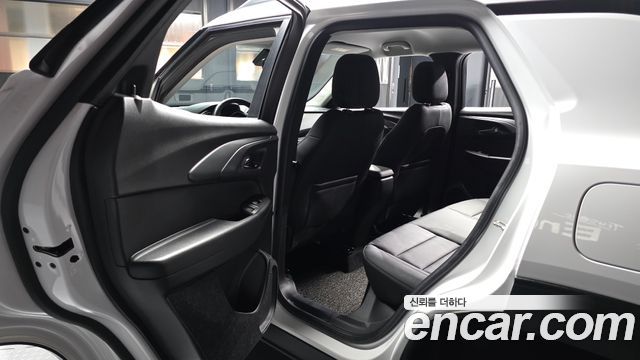 Chevrolet Trailblazer 1.3 Turbo 2WD Premier 2022 — фото 26