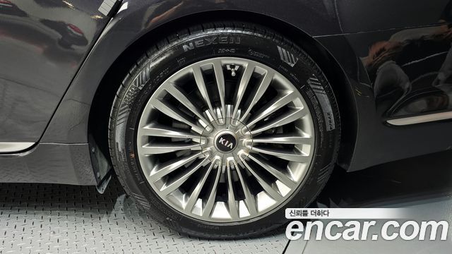 Kia K9 3.8 GDI PlatinumⅡ 2019 — фото 21