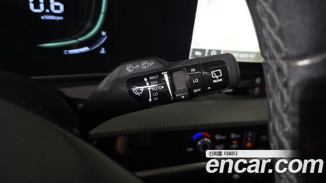 Kia Sportage (V) Gasoline 1.6 Turbo 2WD Prestige 2022 — фото 20