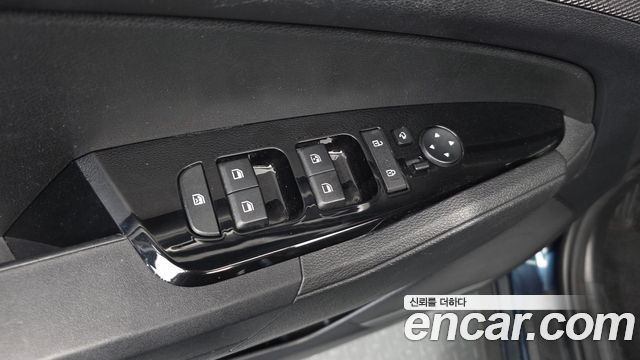 Kia Sportage (V) Gasoline 1.6 Turbo 2WD Prestige 2022 — фото 27