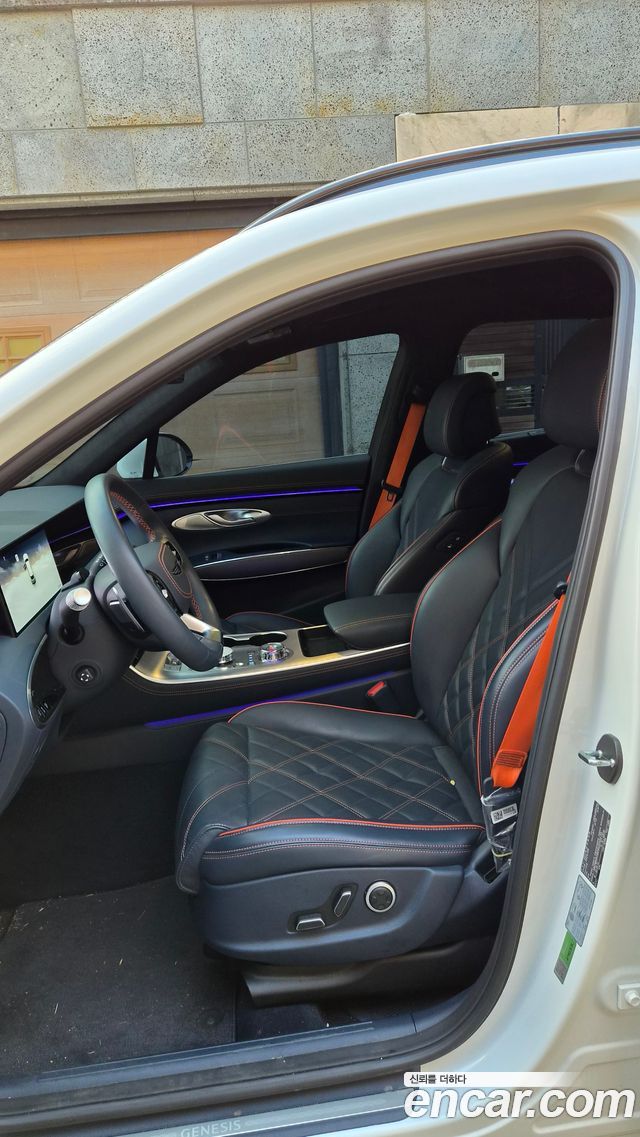 Genesis GV70 2.5T Gasoline AWD 2025 — фото 9