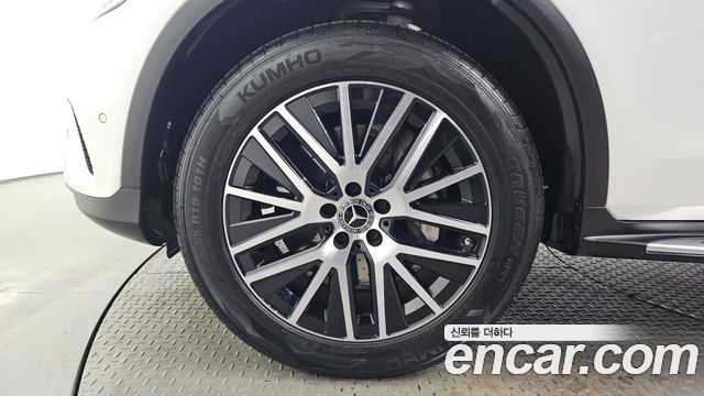 Mercedes-Benz GLC-Class (X253) GLC300e 4MATIC 2021 — фото 5