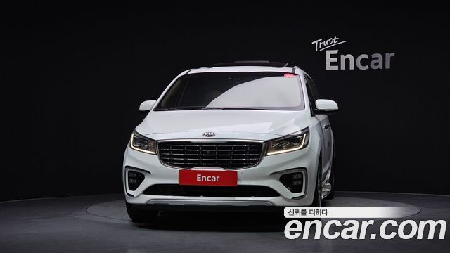Kia Carnival 9-Seater Noblesse Special 2019 — фото 3