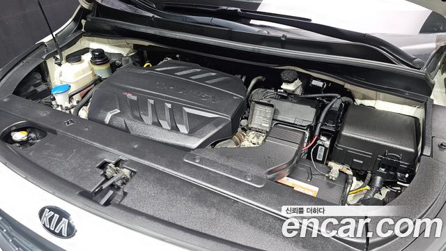Kia Carnival 9-Seater Noblesse Special 2019 — фото 6