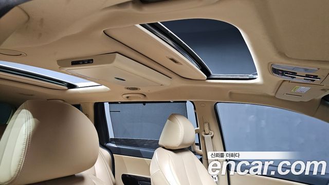Kia Carnival 9-Seater Noblesse Special 2019 — фото 27
