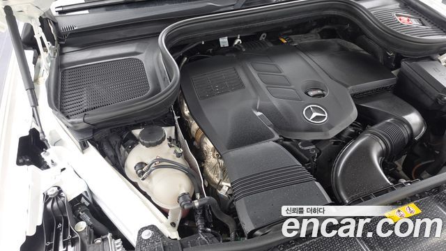 Mercedes-Benz GLE-Class (W167) GLE300d 4MATIC 2024 — фото 6