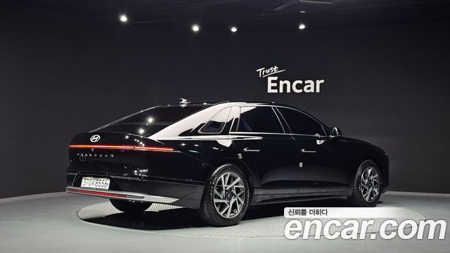 Hyundai Grandeur (GN7) 2,5 Gasoline 2WD Premium 2023 — фото 2