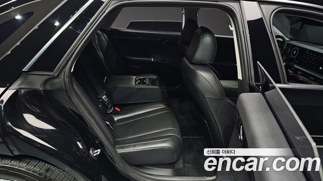 Hyundai Grandeur (GN7) 2,5 Gasoline 2WD Premium 2023 — фото 11