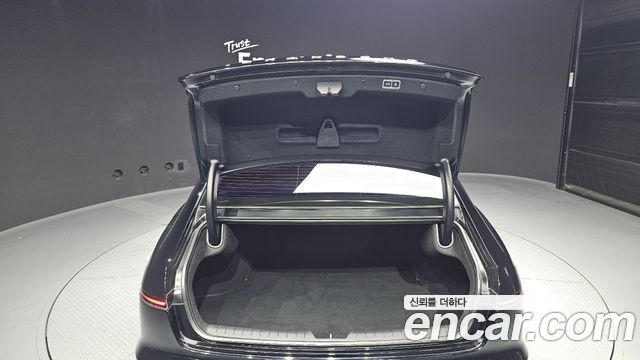 Hyundai Grandeur (GN7) 2,5 Gasoline 2WD Premium 2023 — фото 20