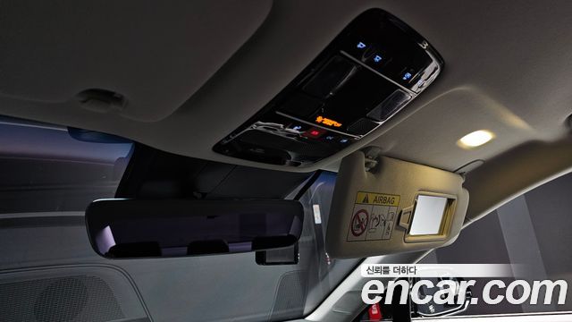 Hyundai Grandeur (GN7) 2,5 Gasoline 2WD Premium 2023 — фото 29