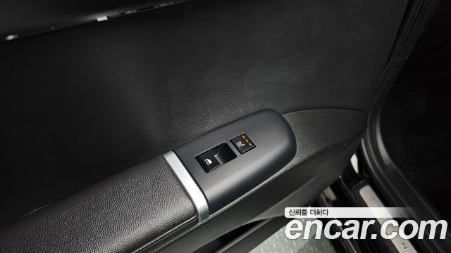 Hyundai Grandeur (GN7) 2,5 Gasoline 2WD Premium 2023 — фото 33