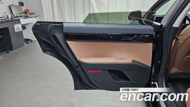 Hyundai Grandeur Hybrid (GN7) Exclusive 2023 — фото 25
