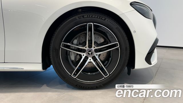 Mercedes-Benz E-Class (W214) E200 AMG Line 2026 — фото 5
