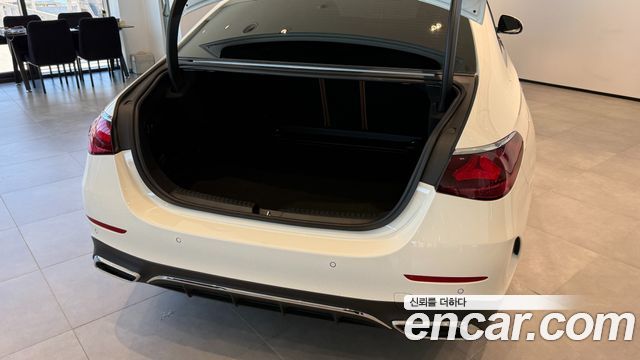 Mercedes-Benz E-Class (W214) E200 AMG Line 2026 — фото 10