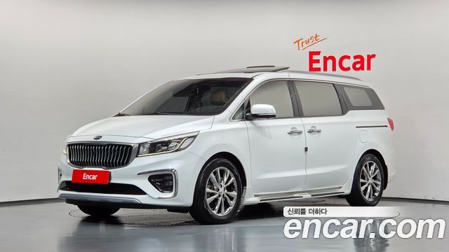 Kia Carnival Gasoline 7-Seater Limousine President 2019 — фото 1