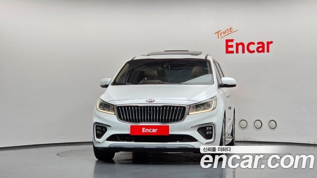 Kia Carnival Gasoline 7-Seater Limousine President 2019 — фото 3