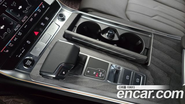 Audi A7 (4K) 55 TFSI e Quattro Premium 2025 — фото 9