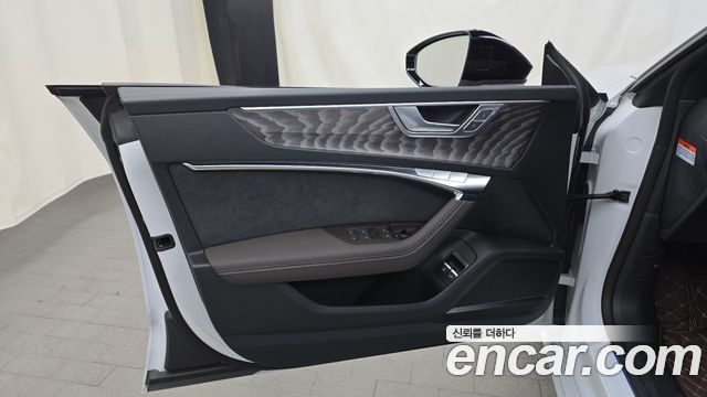 Audi A7 (4K) 55 TFSI e Quattro Premium 2025 — фото 24