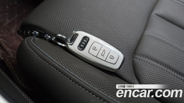 Audi A7 (4K) 55 TFSI e Quattro Premium 2025 — фото 29