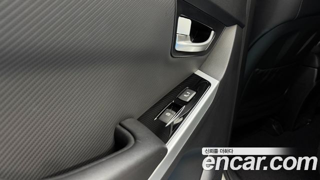 KG Mobility (SsangYong) Style Korando C 2.2 RX 2WD DLX 2018 — фото 19