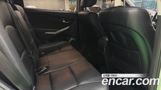 KG Mobility (SsangYong) Style Korando C 2.2 RX 2WD DLX 2018 — фото 20