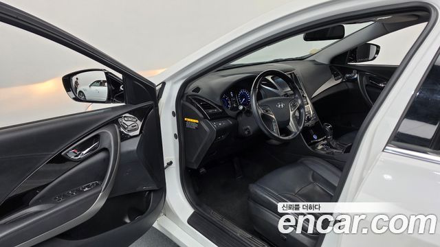 Hyundai Grandeur (HG) HG300 Premium 2014 — фото 10