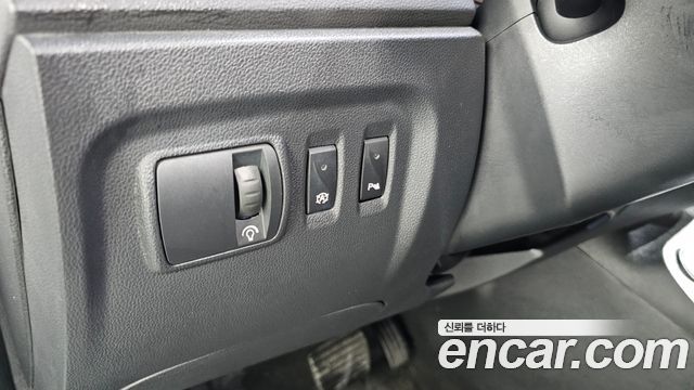 Renault Korea QM3 RE 2019 — фото 17