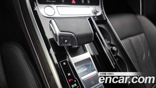 Audi A8 (D5) 60 TFSI Quattro LWB 2020 — фото 9