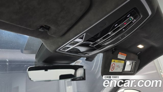 Audi A8 (D5) 60 TFSI Quattro LWB 2020 — фото 16