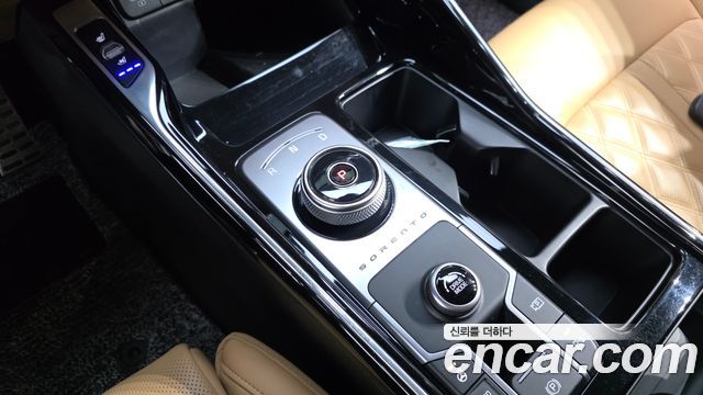 Kia Sorento (IV) HEV 1.6 2WD Signature 2023 — фото 9