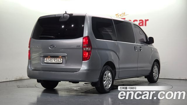 Hyundai Grand Starex Van 3-Seater Smart 2019 — фото 2