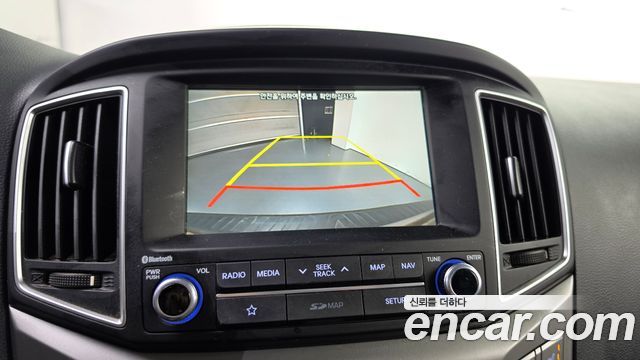 Hyundai Grand Starex Van 3-Seater Smart 2019 — фото 15