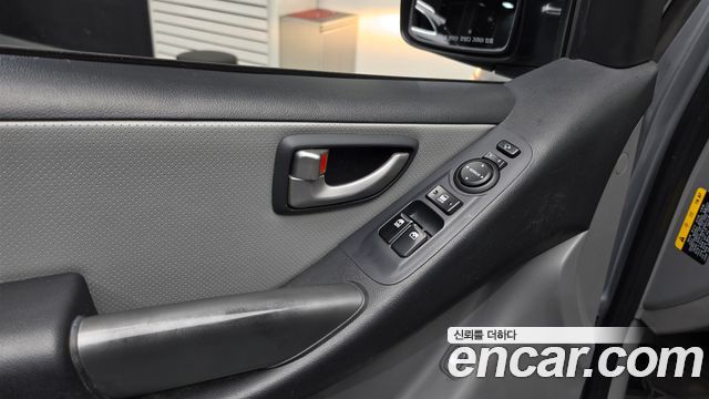 Hyundai Grand Starex Van 3-Seater Smart 2019 — фото 17