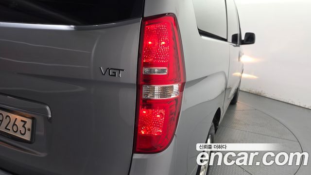 Hyundai Grand Starex Van 3-Seater Smart 2019 — фото 23